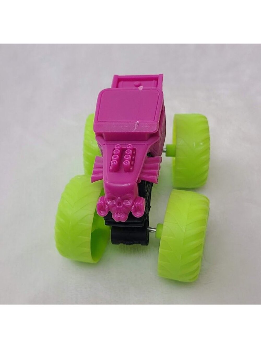 2024 Pink Monster Truck Green Wheels Sonic Wacky Pack Meal FF Toy Grave Digger - Picture 5 of 9